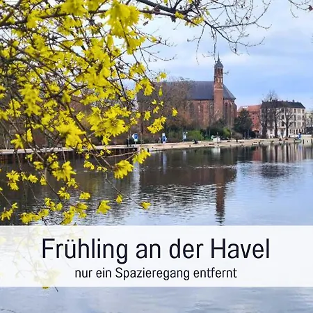 شقة Stadtapartment By Live It - Voll Ausgestattete Kueche, Smarttv, Waschtrockner, 1-5 Pers Brandenburg (Brandenburg an der Havel)